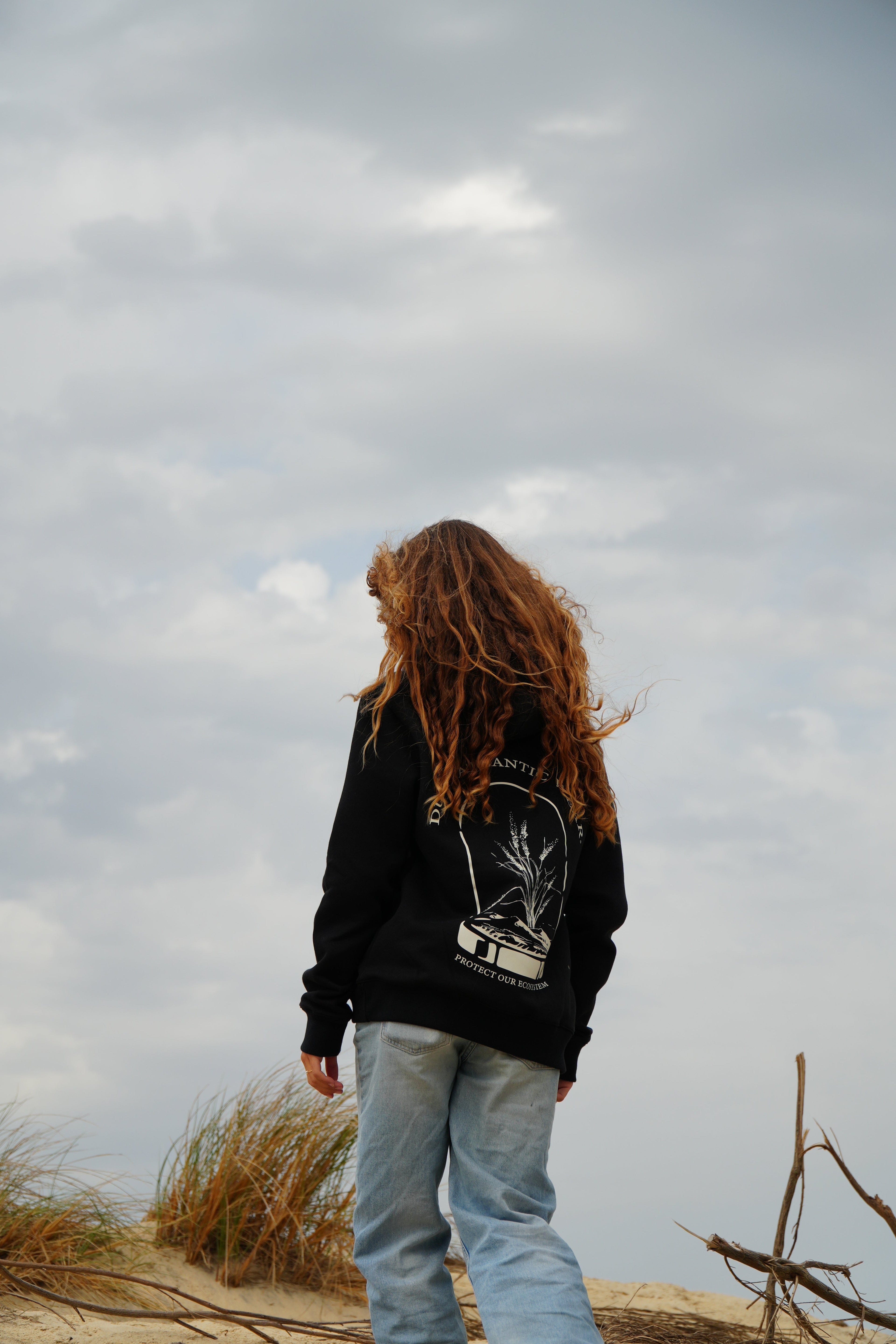 HOODIE & SWEAT